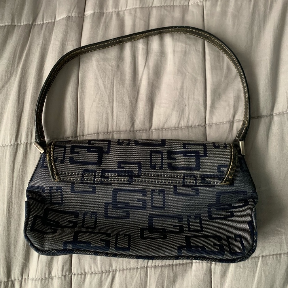 Guess Purse - Picture 2 of 4